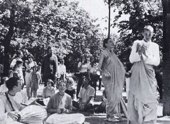 Krsna Kirtan at ISKCON Boston