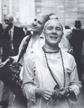 Chanting the Holy name