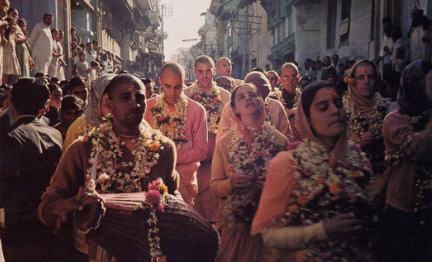 American Devotees Chant Holyname in Surat