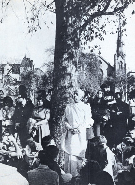 Prabhupada with Devotees