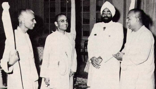 President Giani Zail Singh Of India With Srila Lokhanath Swami, Srila Nava-Yogendra Swami and Srila Gopala Krsna Goswami