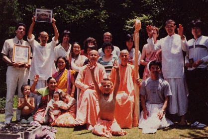 Srila Ramesvara Swami and Kavicandra Goswami at ISKCON Tokyo