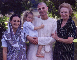 Rohininandan Dasa with his Family
