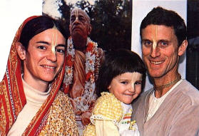 Visakha Devi Dasi and Yadubar Dasa with her Daughter