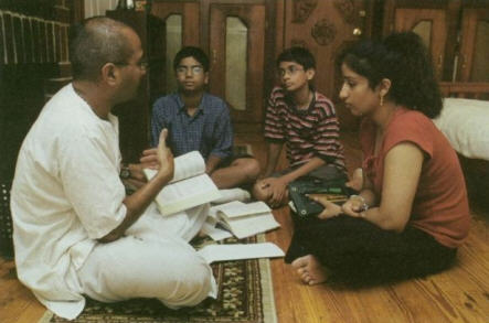 Back To Godhead - The Youngst Children Study The Bhagavad - Gita