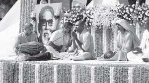 Bal Thackeray Mourned by Millions