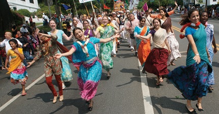 Five hundred years ago Ûrî Caitanya Mahåprabhu introduced congregational chanting and dancing as the religion for this age