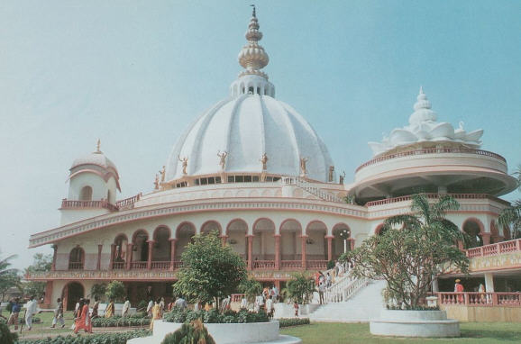 A Western Pilgrim In Mayapur by Nitya-Trpta Devi Dasi