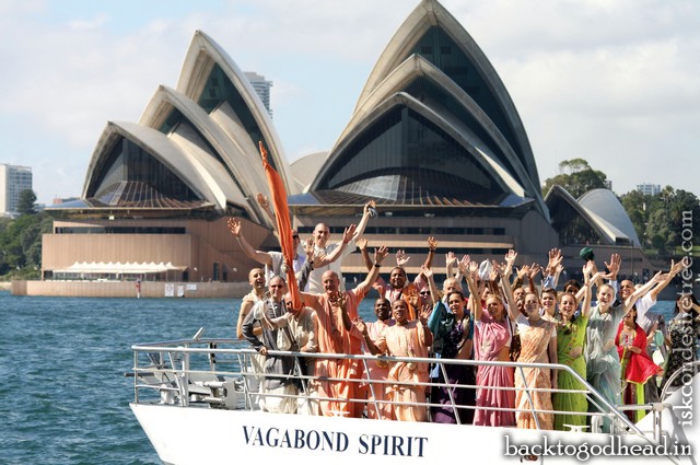 Seeking Treasure on Sydney Harbour by Gaura Hari Dasa and Sri Prahlada Dasa