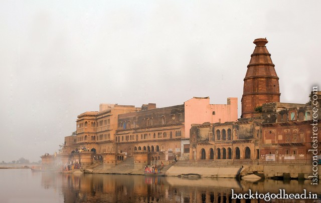 In Vrindavan With a hundred  Foreigners by Meera Khurana